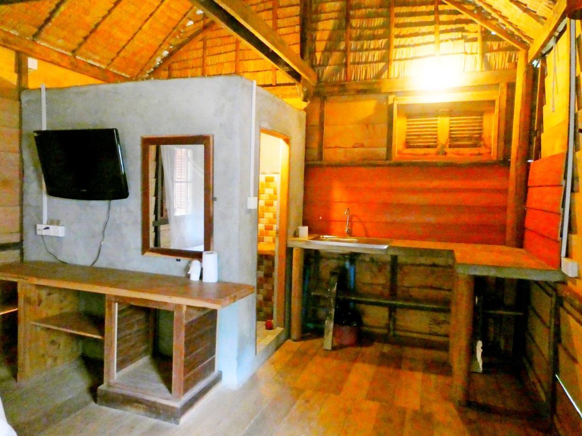 The Plantation Vandrarhem Kampot Exteriör bild