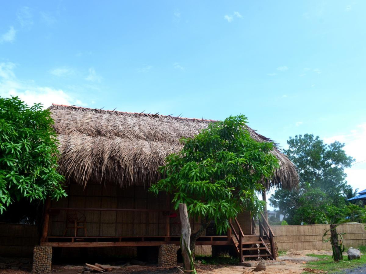 The Plantation Vandrarhem Kampot Exteriör bild