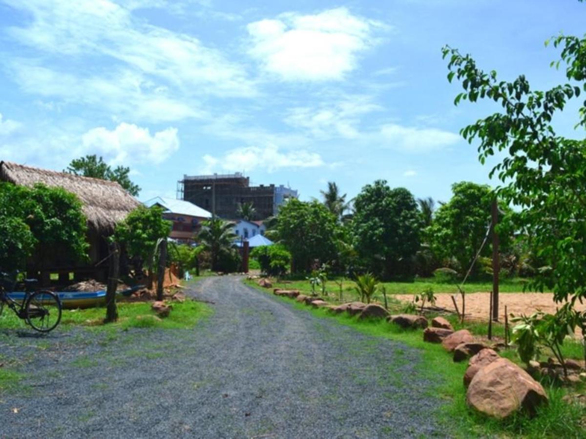 The Plantation Vandrarhem Kampot Exteriör bild
