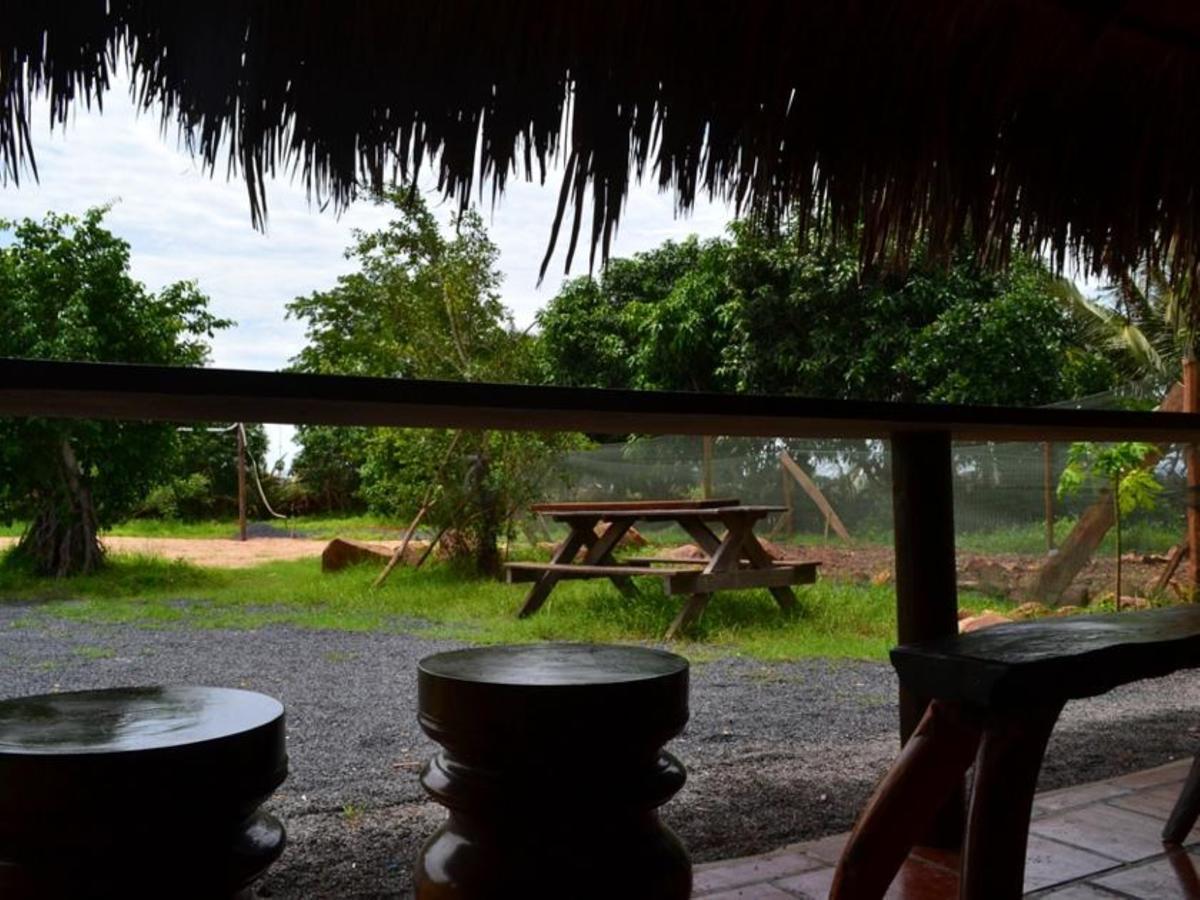 The Plantation Vandrarhem Kampot Exteriör bild