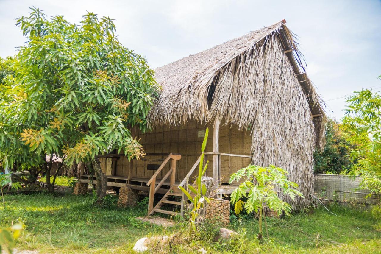 The Plantation Vandrarhem Kampot Exteriör bild